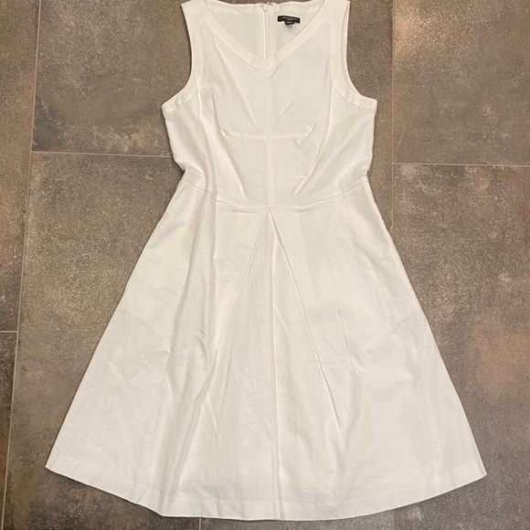 Ann Taylor Dresses & Skirts - Ann Taylor dress